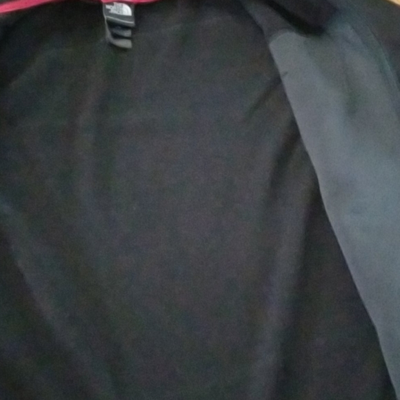 North Face Fleece Jacket - Picture 6 of 10